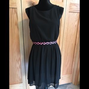❤️Black dress with pink/black dots at waist. Size M